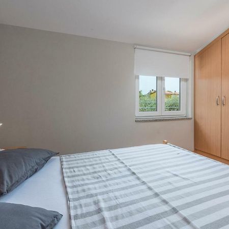 Apartment Green With Balcony Nova Vas  Ngoại thất bức ảnh