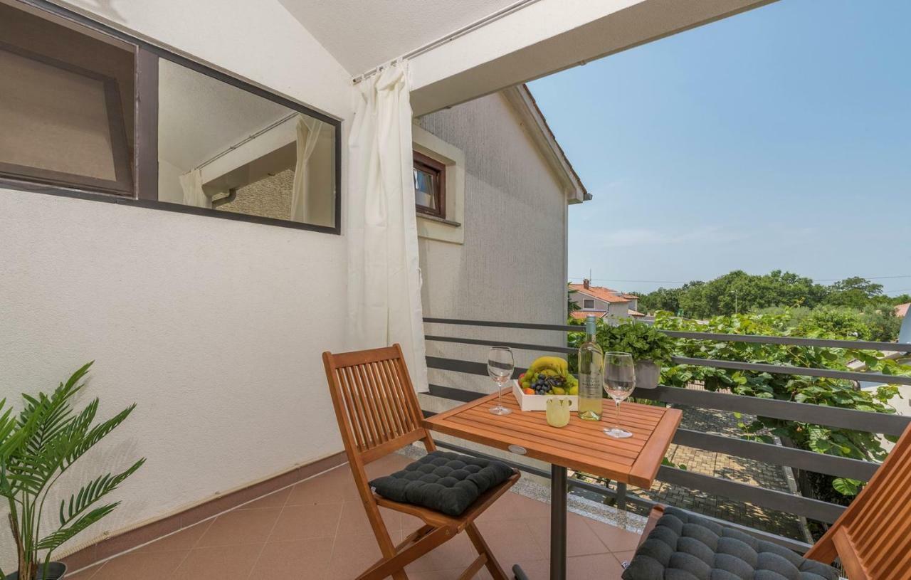 Apartment Green With Balcony Nova Vas  Ngoại thất bức ảnh