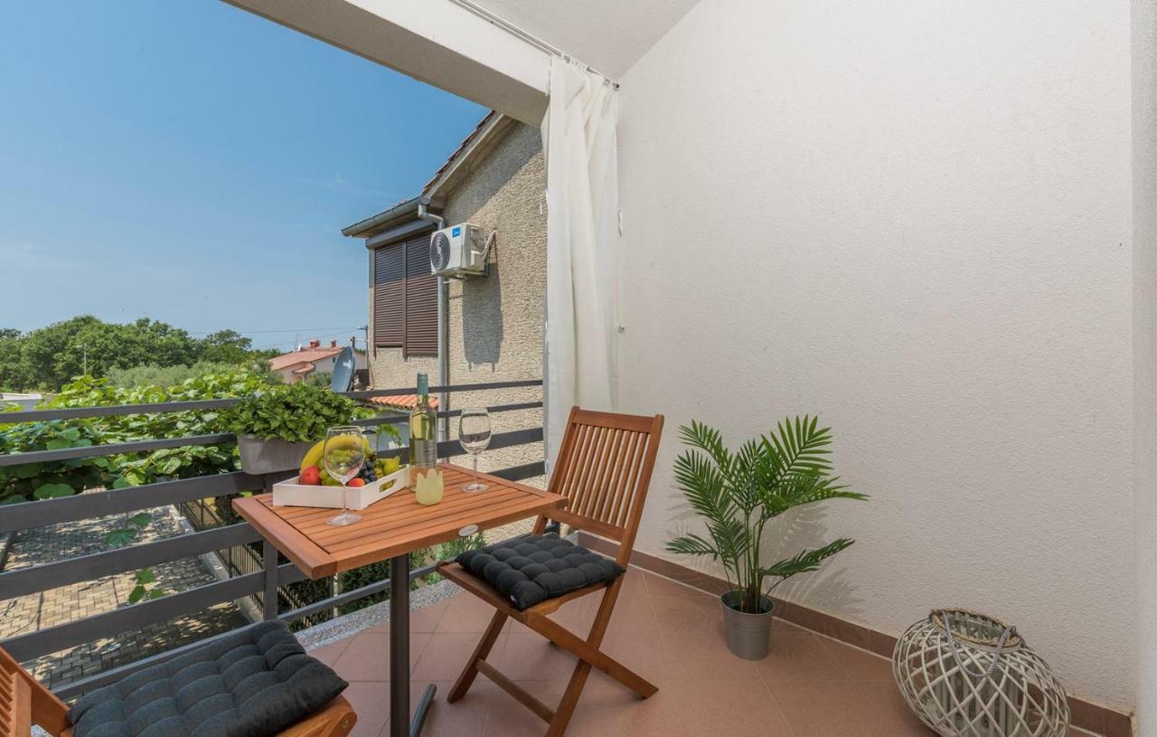 Apartment Green With Balcony Nova Vas  Ngoại thất bức ảnh